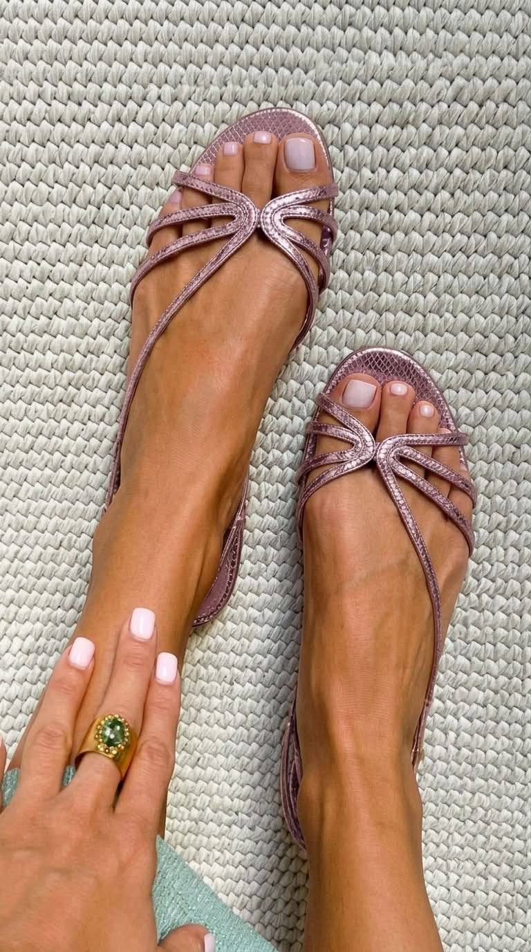 Ginevra | Gouden sandalen: zomerse elegantie