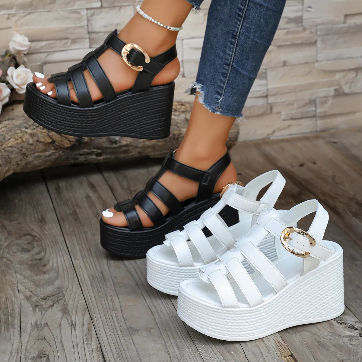 Sara™ | Orthopedische sandalen met blokhak en plateauzool, met gouden gesp