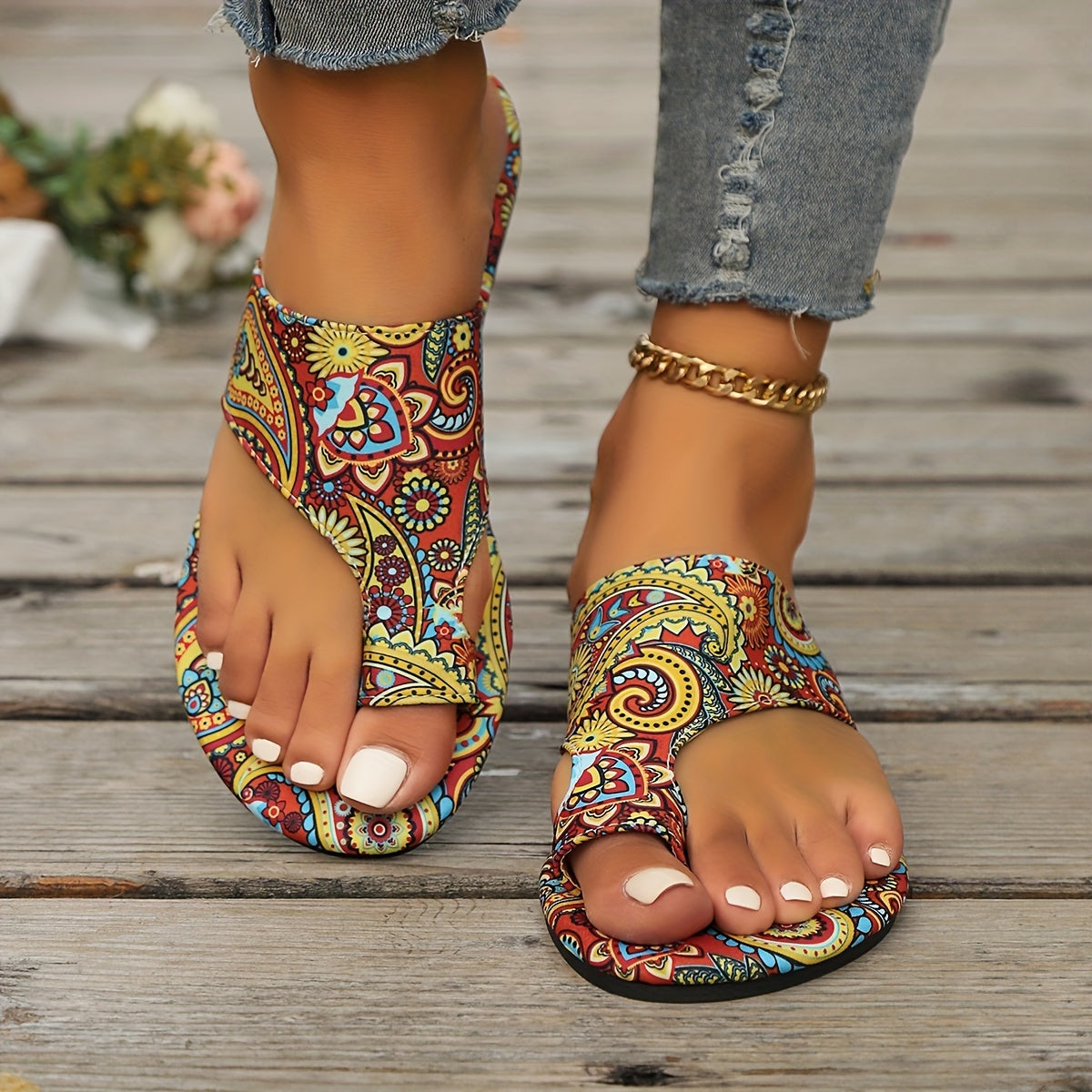 Suzanne - Floral Flat Sandals