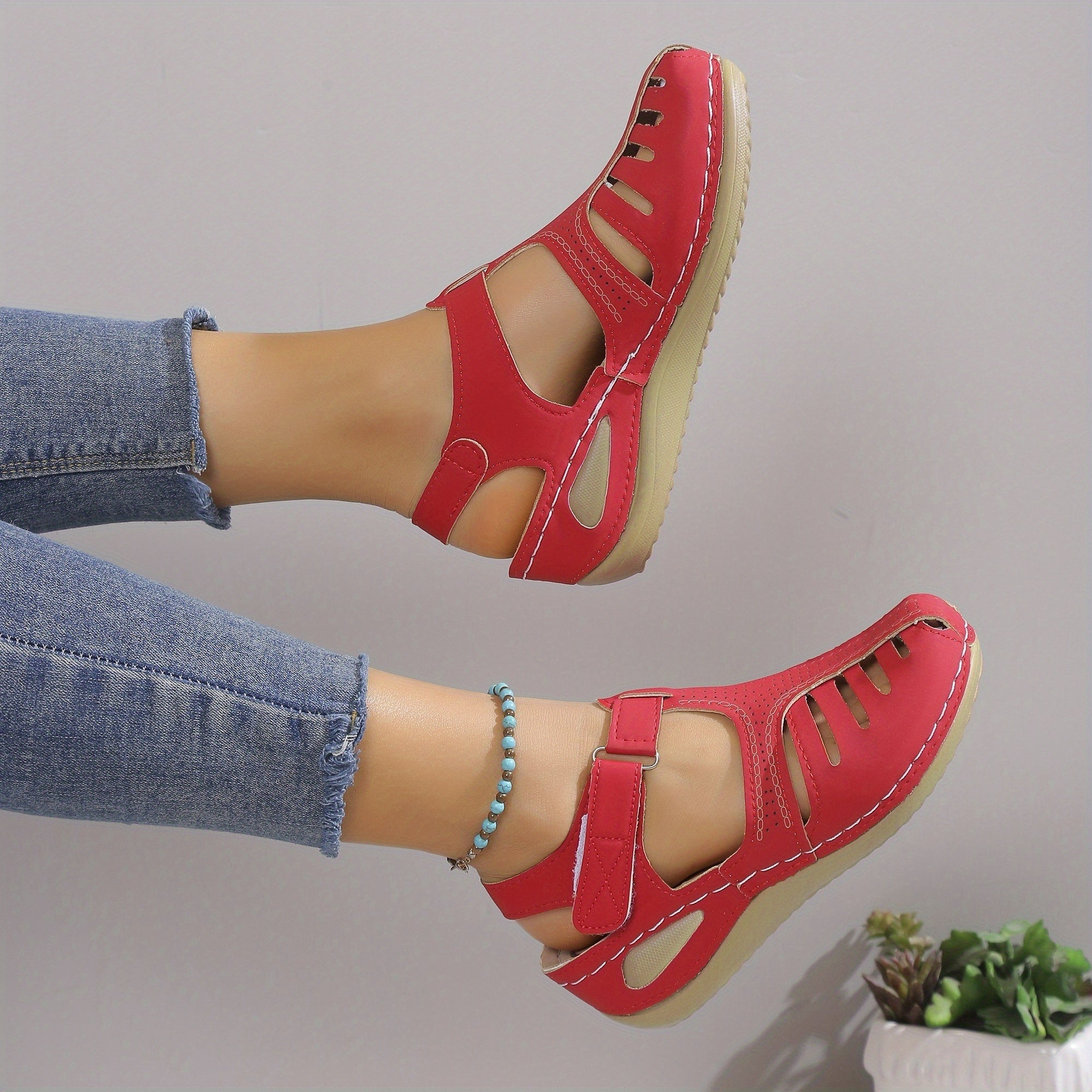 Leni – Comfortable sandals with a slight heel