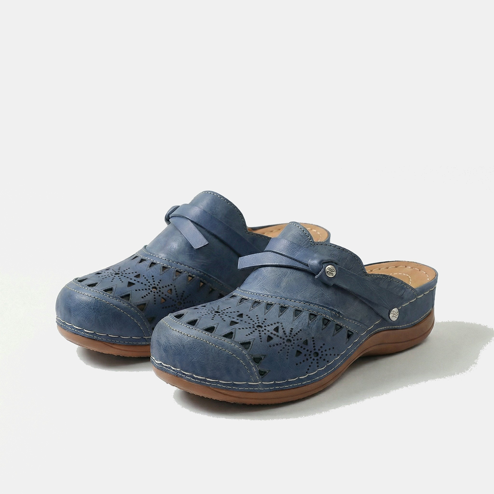 Lyla - Comfortable Everyday Sabots
