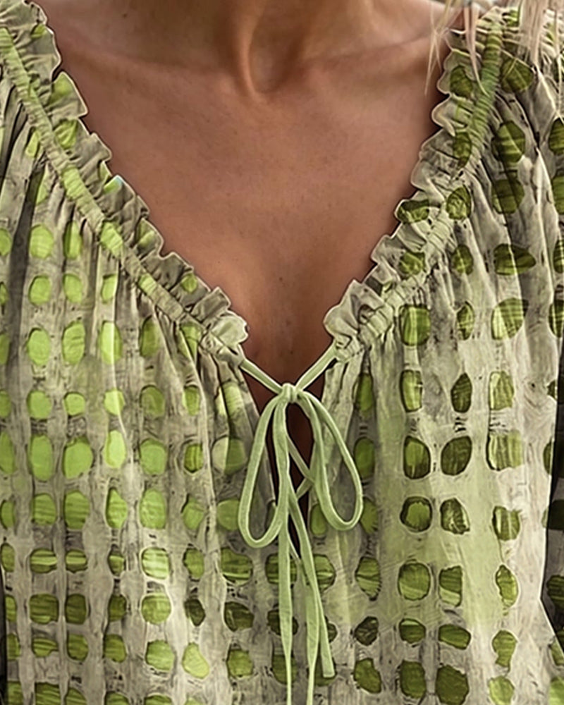 Cornelia | Blouse met stippen en veters