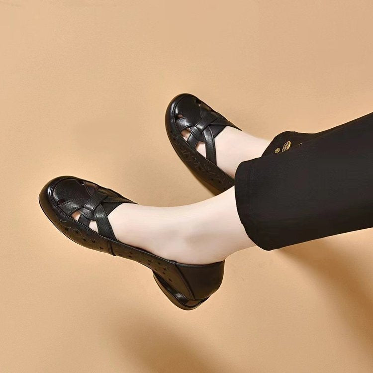 Jelena - Orthopedic round-toe sandals with a low heel
