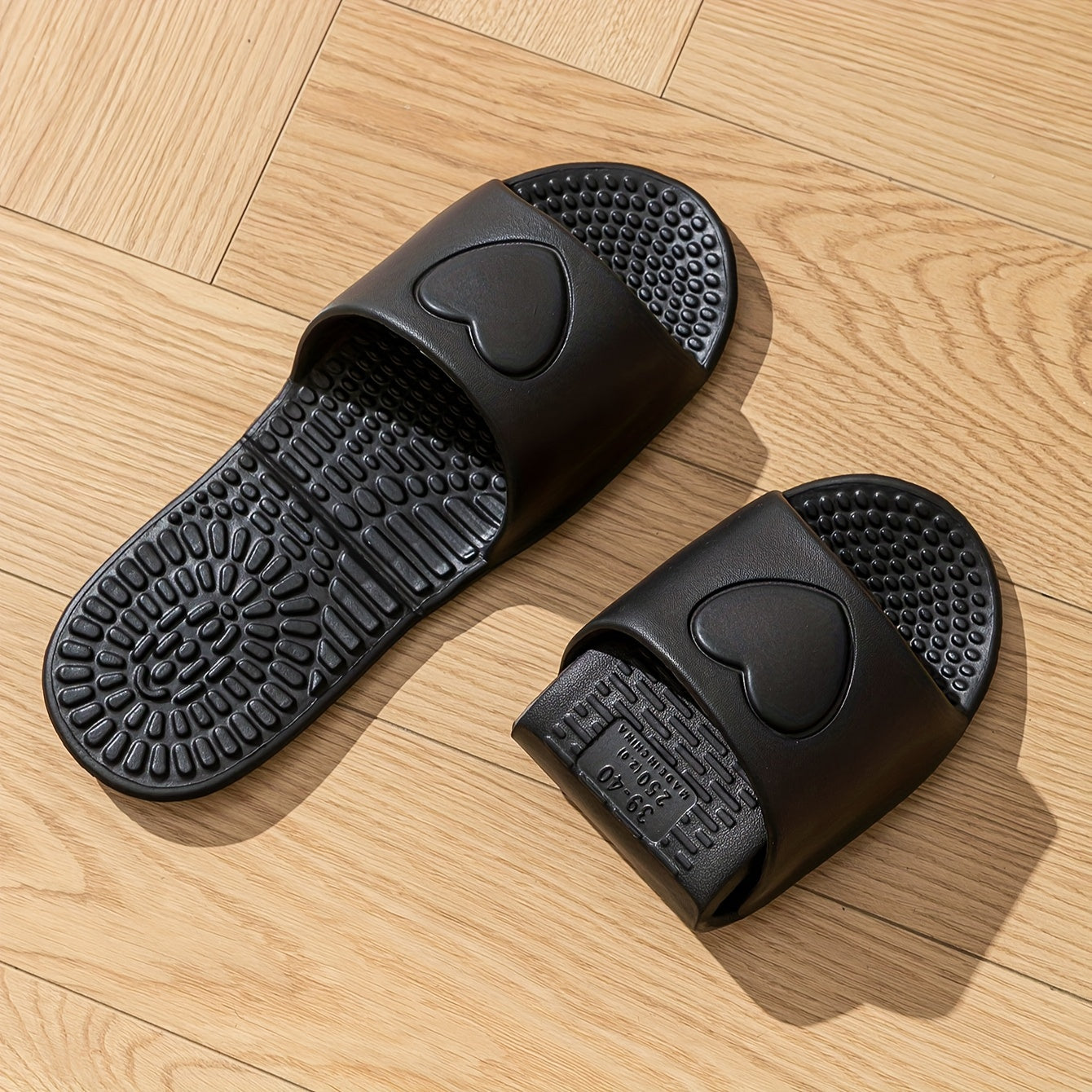 Erin - Foldable Travel Slippers