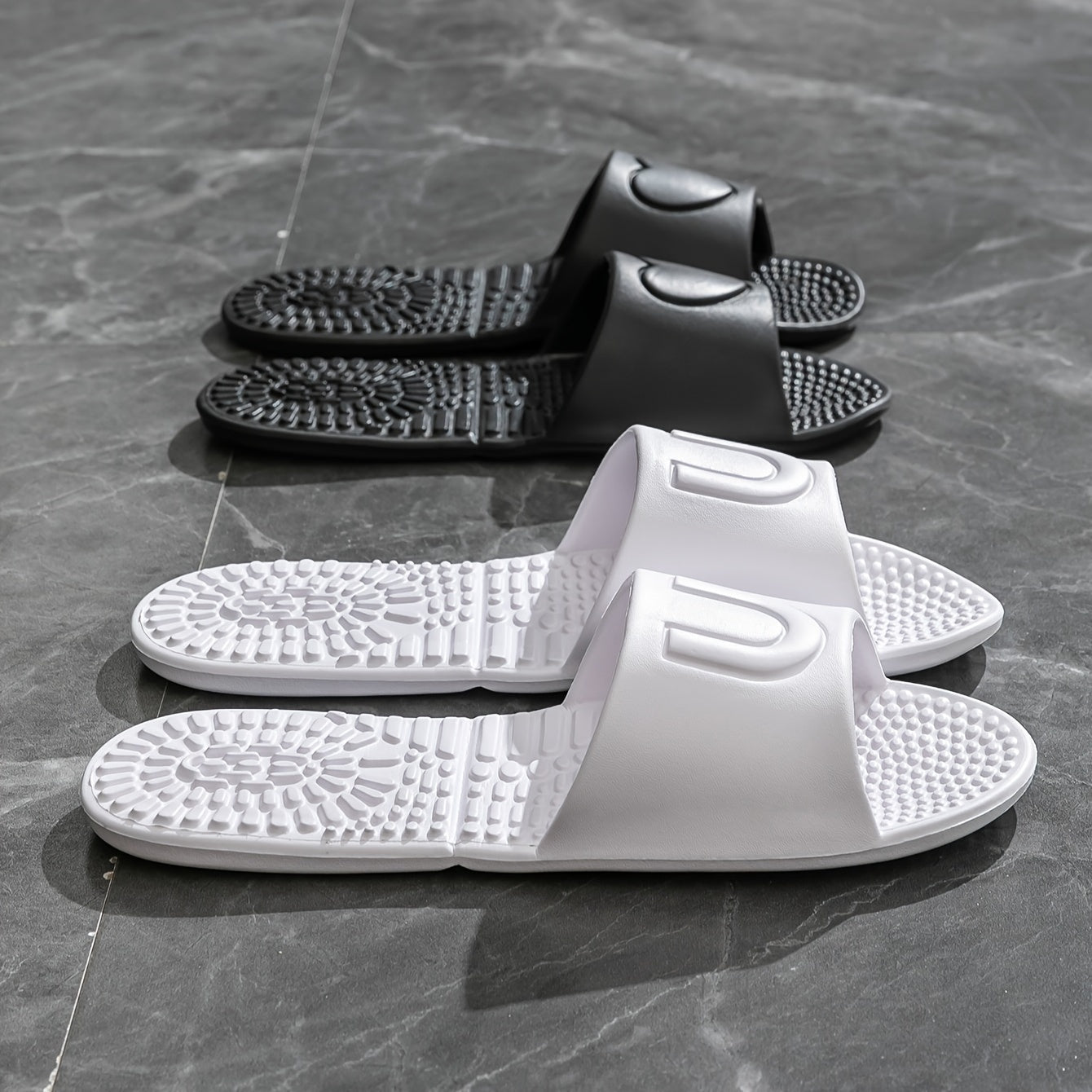 Erin - Foldable Travel Slippers