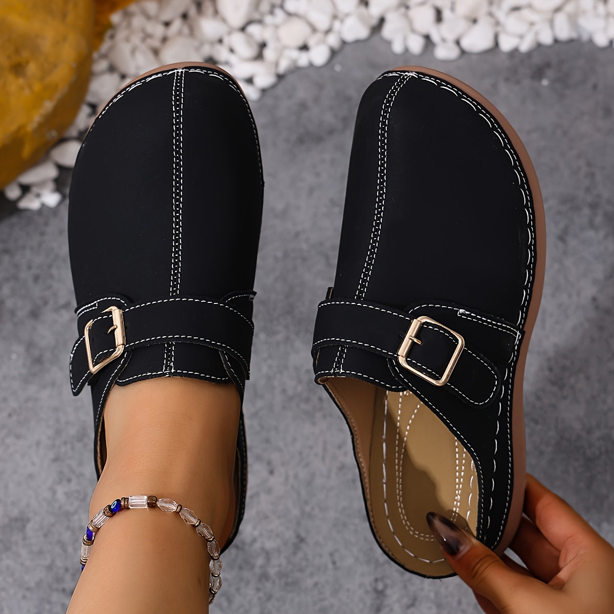 Nicole - Summer sandals – lightweight and comfortable slip-on