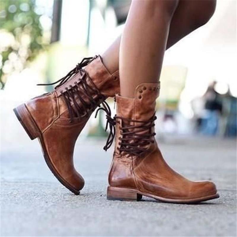 Elisa | Retro halfhoge laarzen met veters en studs