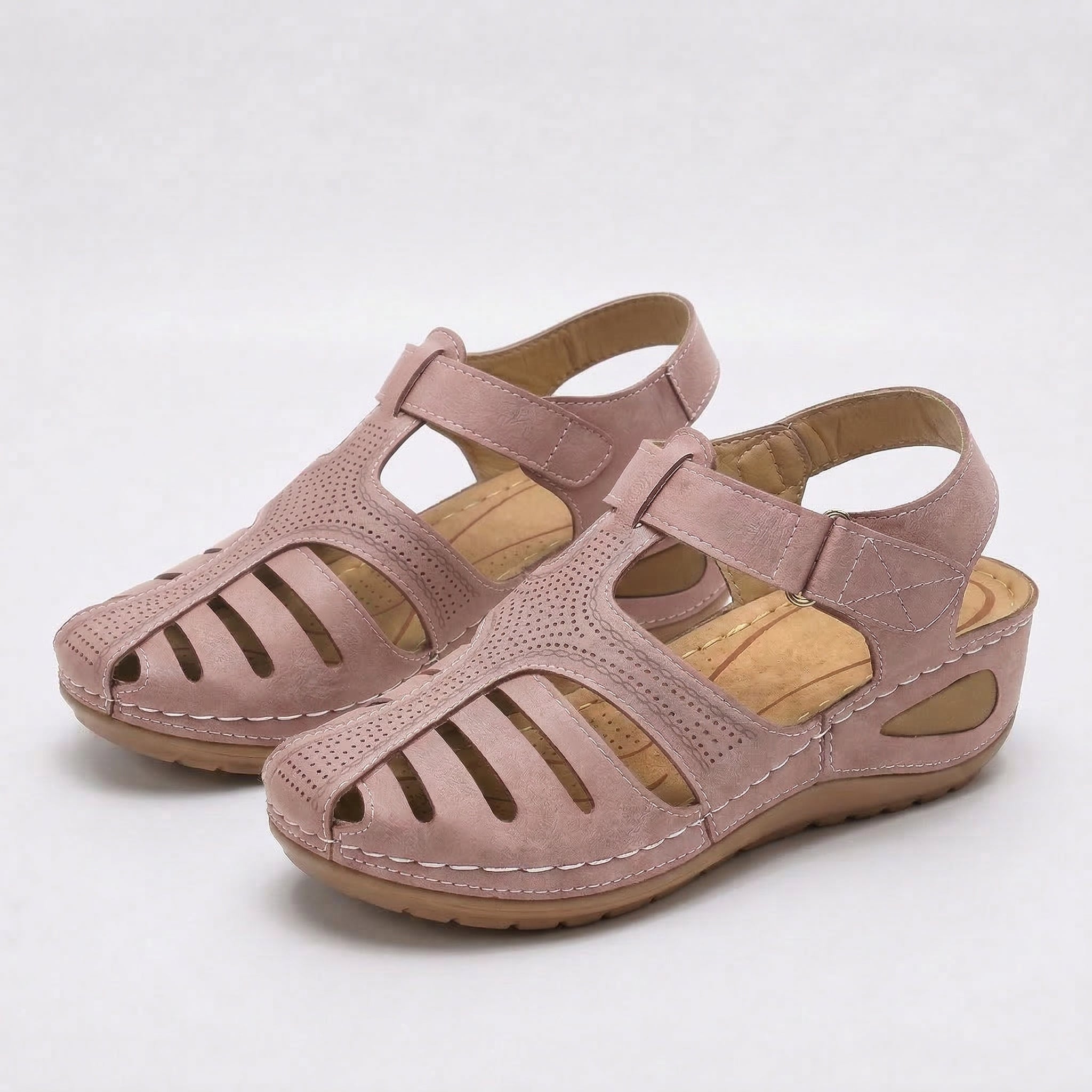 Leni – Comfortable sandals with a slight heel