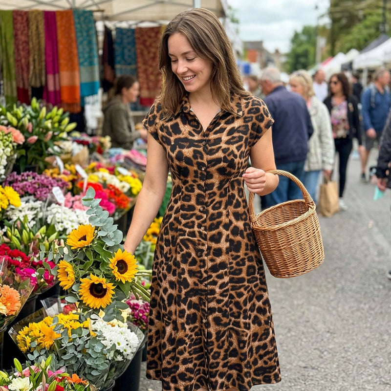 Romy™ | Elegante jurk met omgeslagen kraag en luipaardprint voor dames