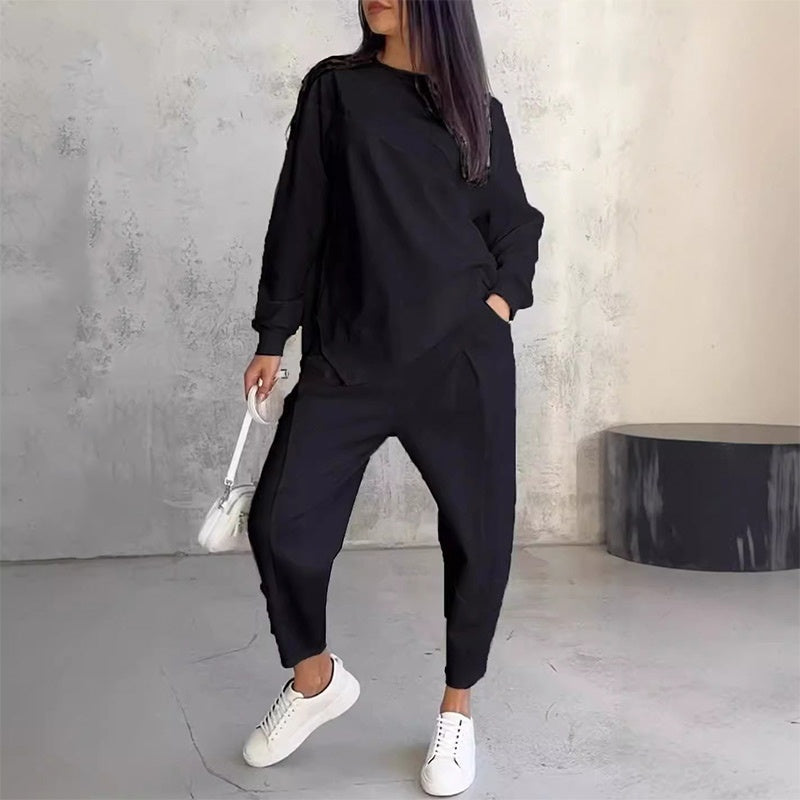 Women's long-sleeve sweatshirt with an asymmetrical hem and a matching set with pants