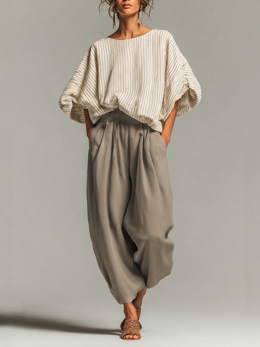 Brittany™ | Moderne, nonchalant-chique tweedelige, geweven-set met fijne streepjes en een grijze, baggy broek