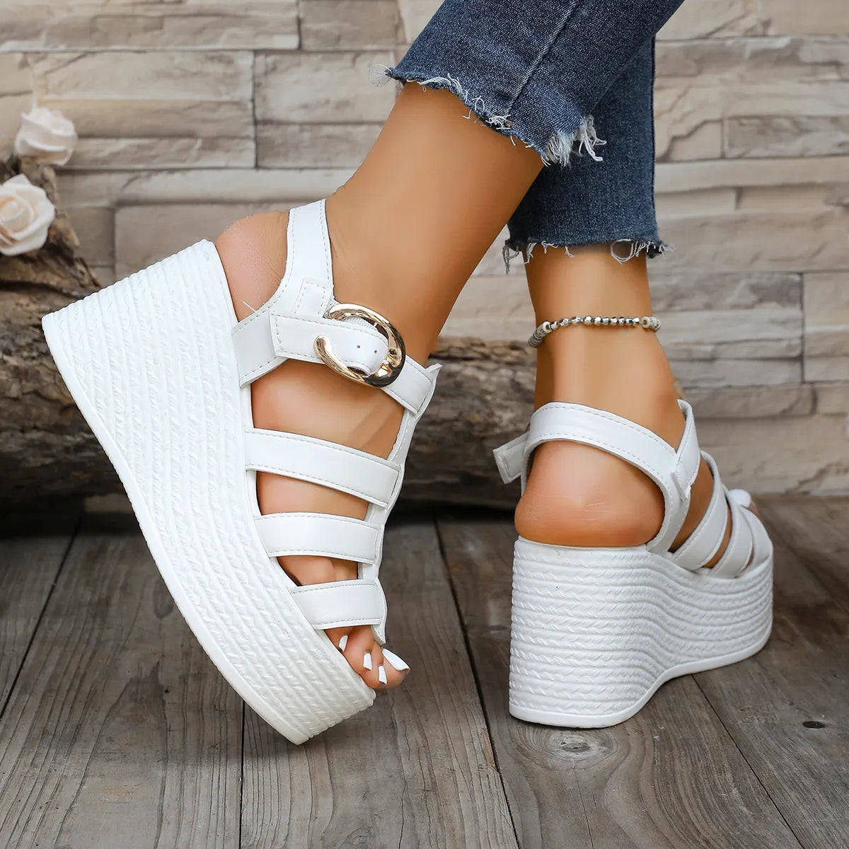 Sara™ | Orthopedische sandalen met blokhak en plateauzool, met gouden gesp