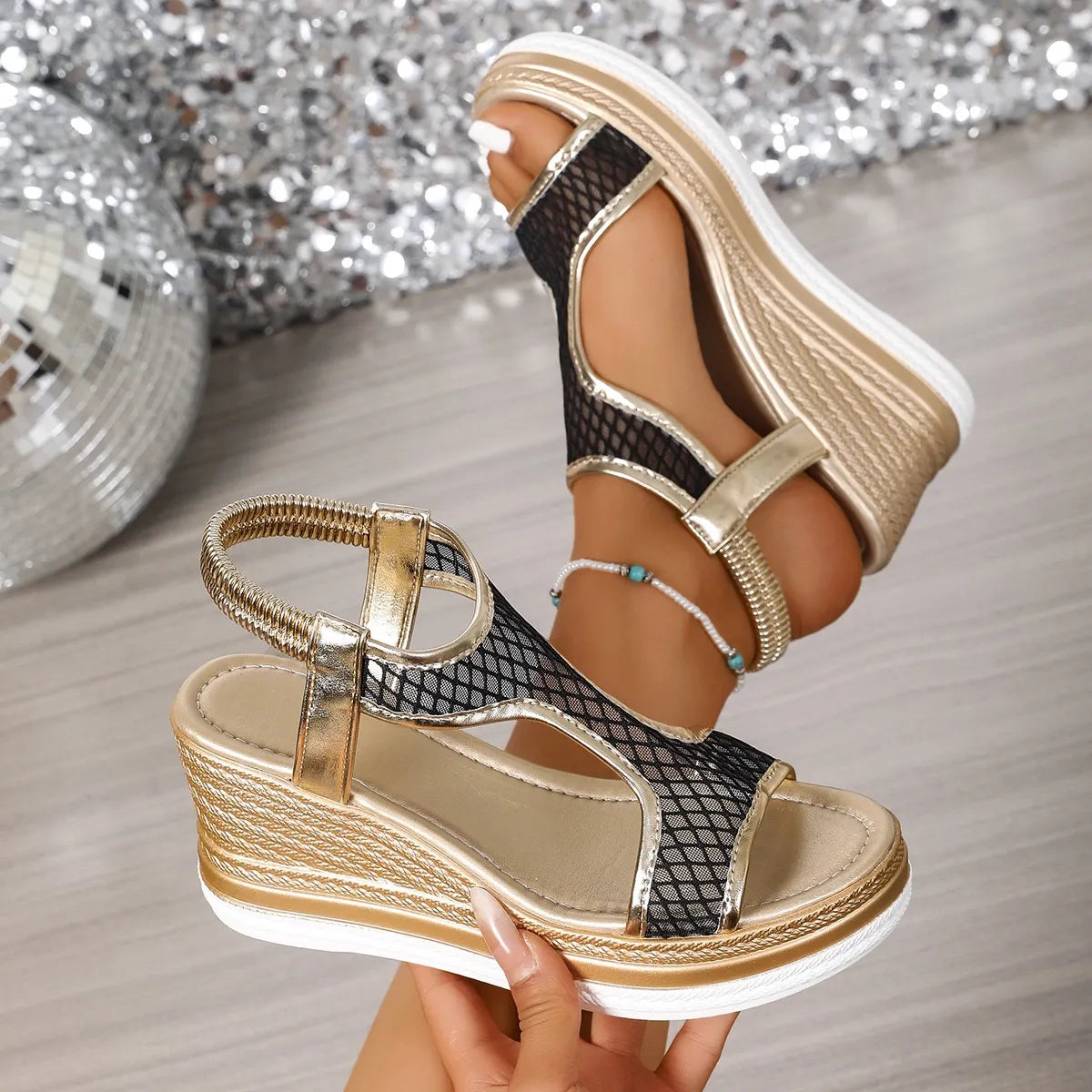 Lunna™ | Elegante orthopedische instapsandalen met sleehak voor dames
