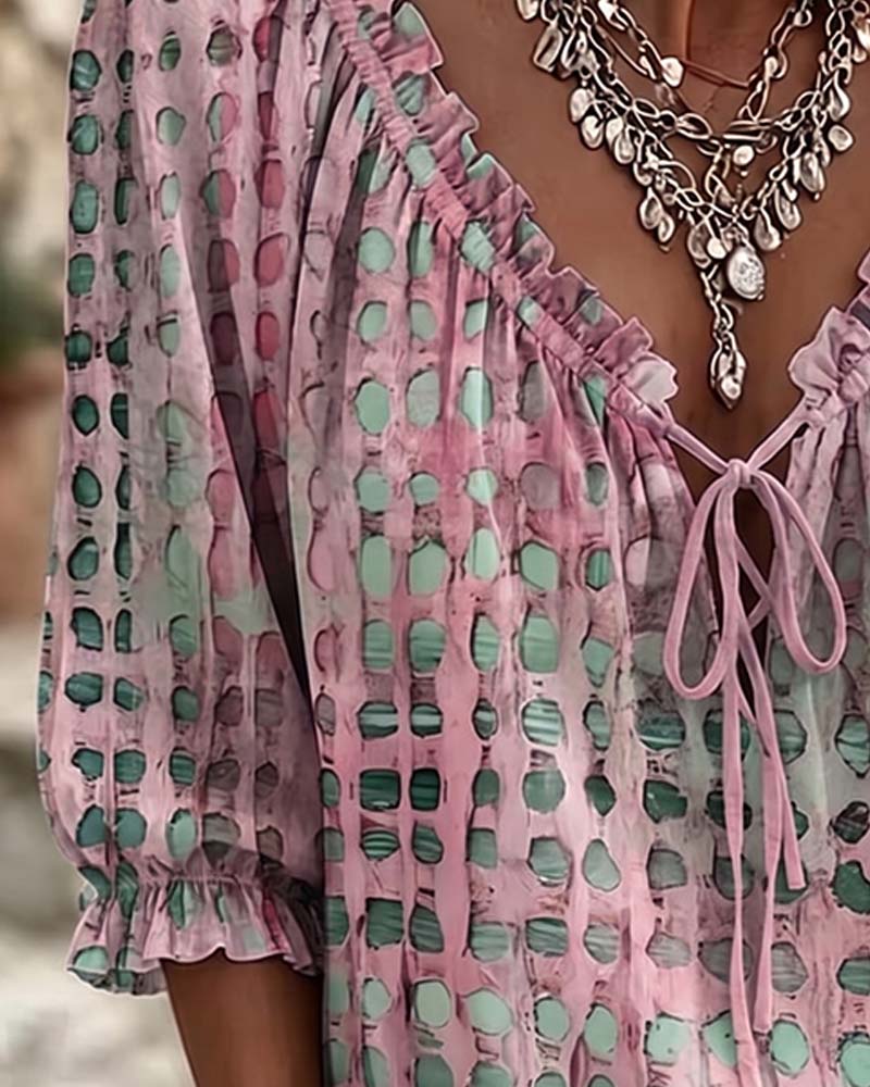 Cornelia | Blouse met stippen en veters