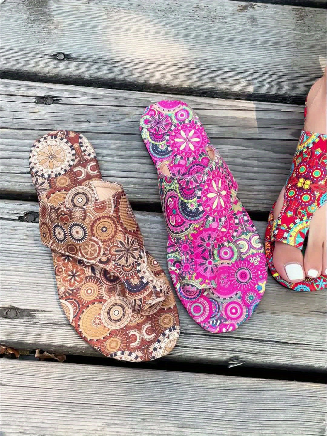 Suzanne - Floral Flat Sandals