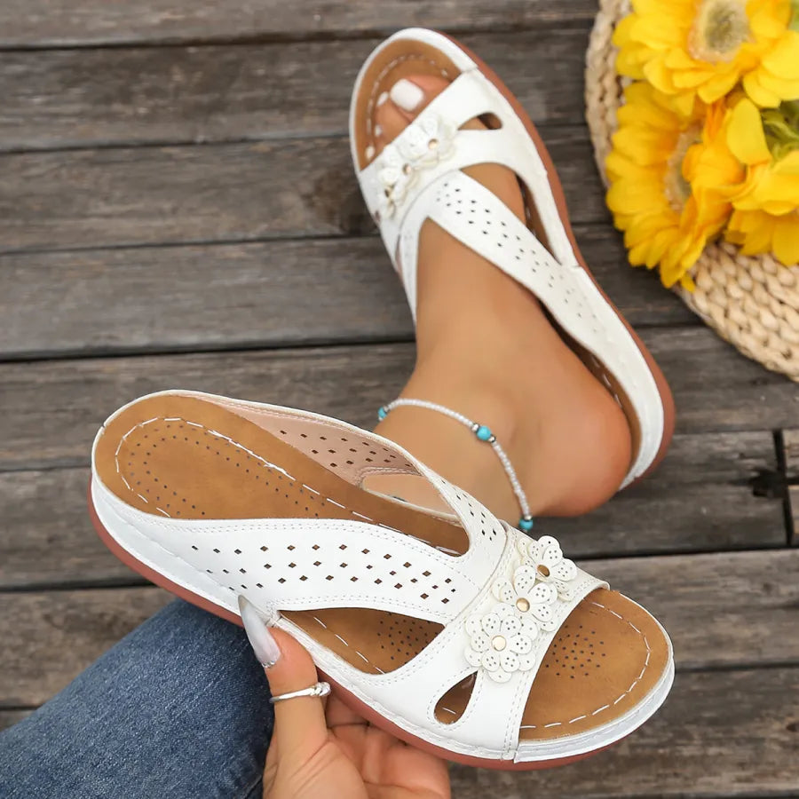 Sylvia™ | Orthopedische sandalen, met wigvormige hak, dikke zool en holle klinknagels
