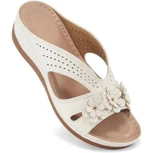 Sylvia™ | Orthopedische sandalen, met wigvormige hak, dikke zool en holle klinknagels