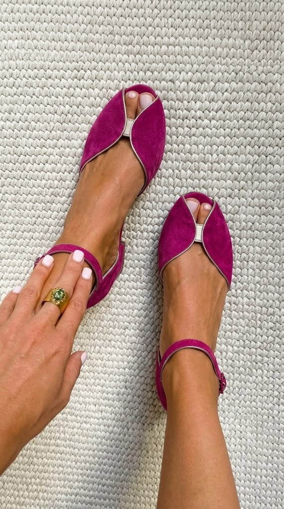 Olivia | Elegante saliegroene sandalen