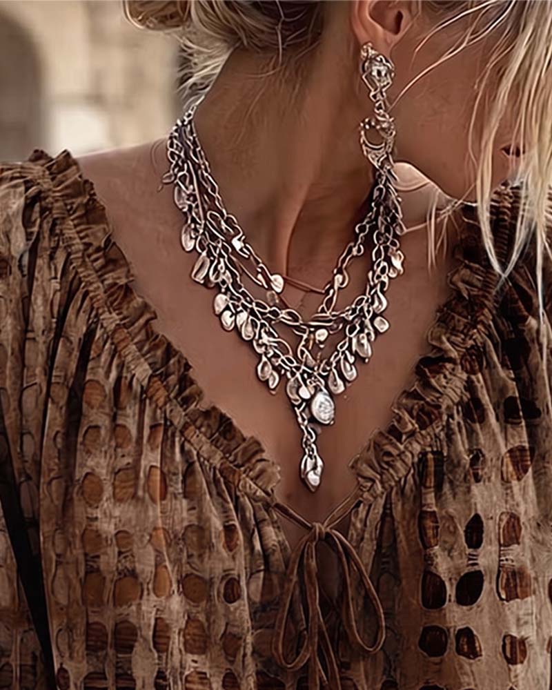 Cornelia | Blouse met stippen en veters