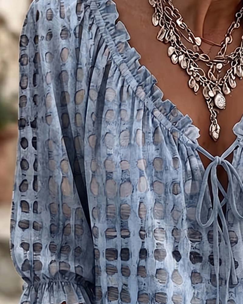 Cornelia | Blouse met stippen en veters