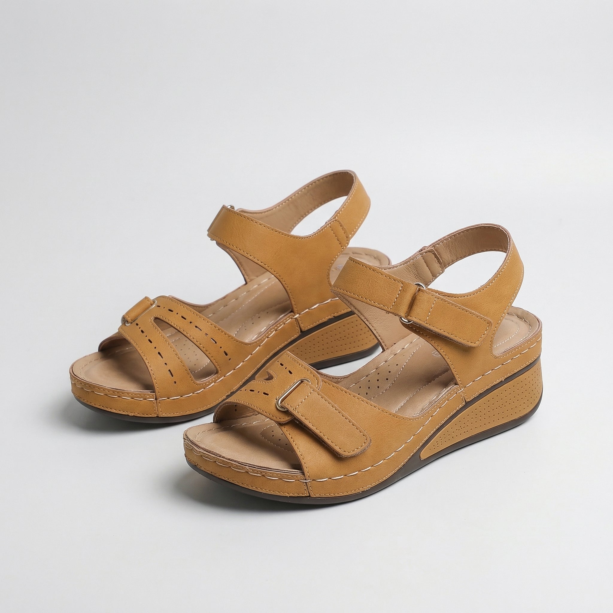 Sandy - Bequeme Orthopädische Sandalen mit Keilabsatz