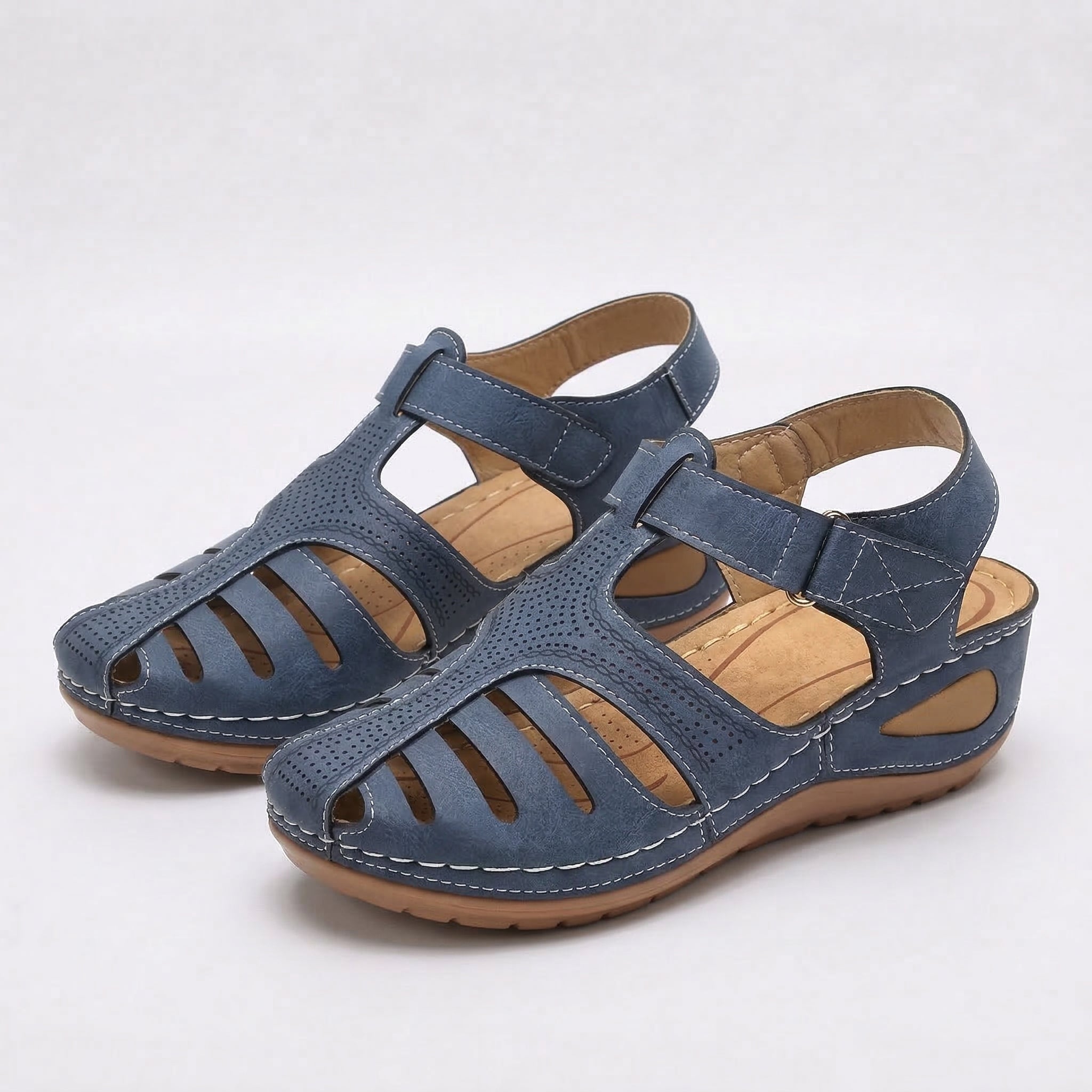 Leni – Comfortable sandals with a slight heel