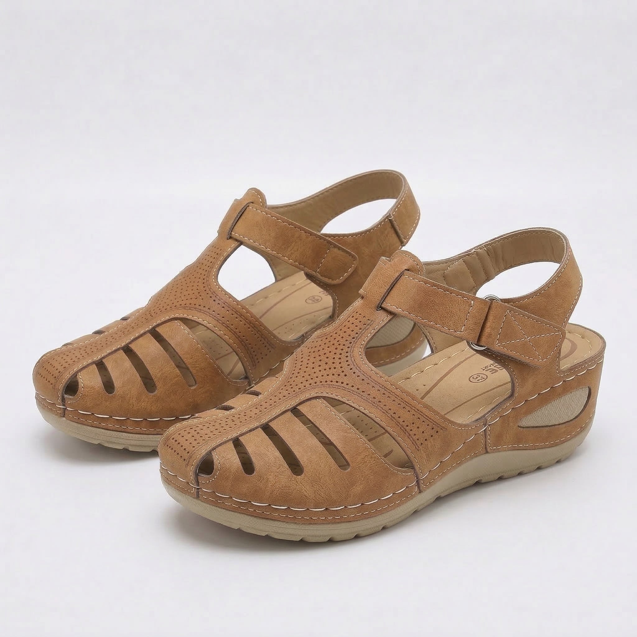 Leni – Comfortable sandals with a slight heel