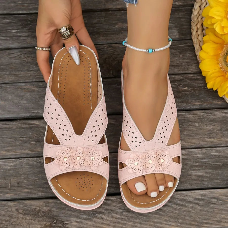 Sylvia™ | Orthopedische sandalen, met wigvormige hak, dikke zool en holle klinknagels