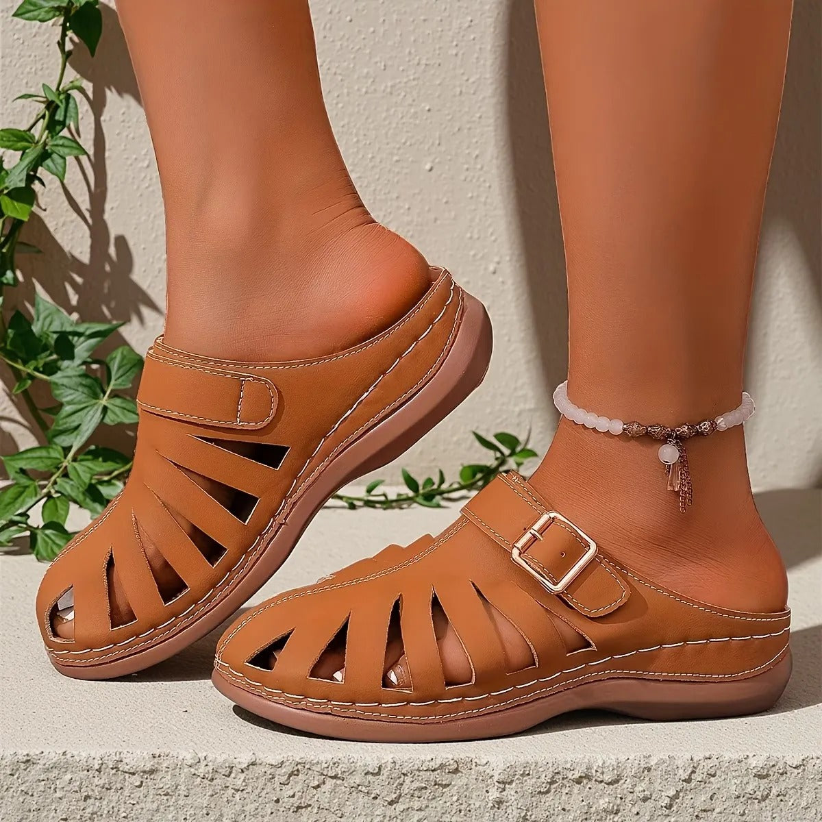 Elisea™ | Stijlvolle en orthopedische sandalen met gesloten teen en holle zool