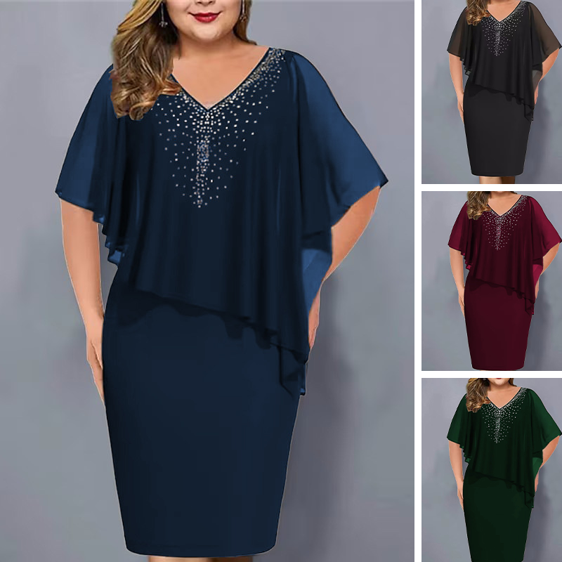 Rosa™ | Capejurk met V-hals en strass, voorzien van een chiffon overlay
