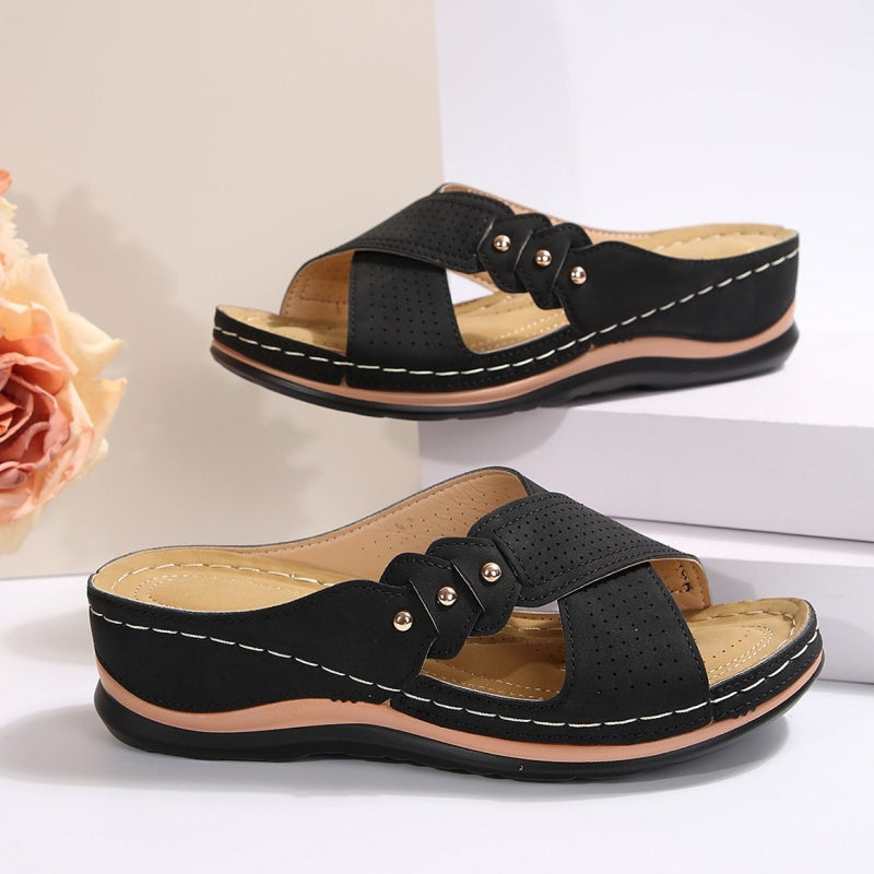 Komfora™ | Lightweight Orthopedic Sandals for Stable Comfort