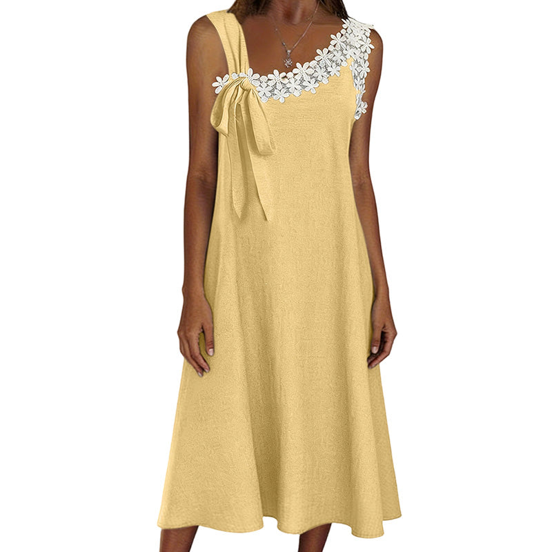 Bellami™ | Zomerfavoriet  Elegante kanten jurk met strikdetail op de schouder