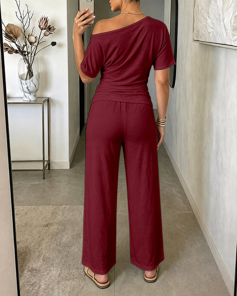 Aven™ | Tweedelige loungeset met schuine halslijn, broek met hoge taille en wijde pijpen